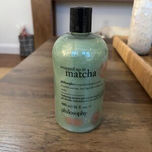 NWT Philosophy
"Wrapped Up in Matcha" Hydrating Shower Gel -
16 oz